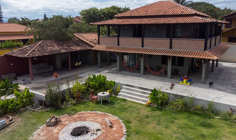 Acesso à Praia - Casa Rústica em Meio à Natureza