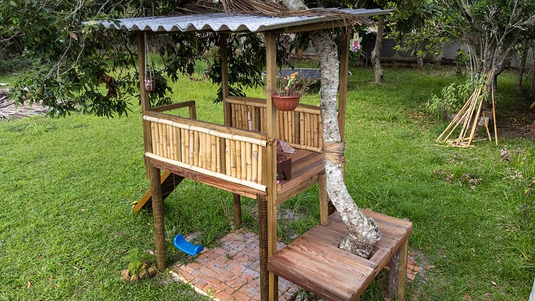 Acesso à Praia - Casa Rústica em Meio à Natureza