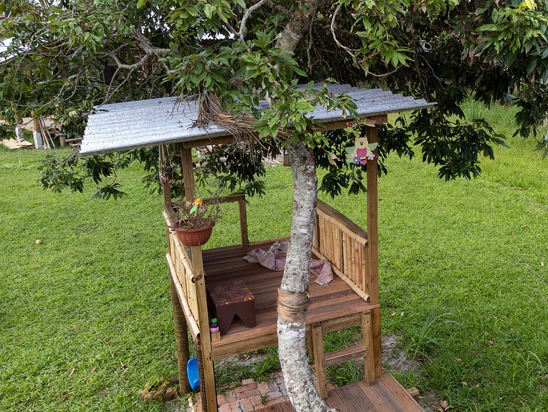 Acesso à Praia - Casa Rústica em Meio à Natureza