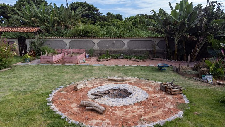 Acesso à Praia - Casa Rústica em Meio à Natureza