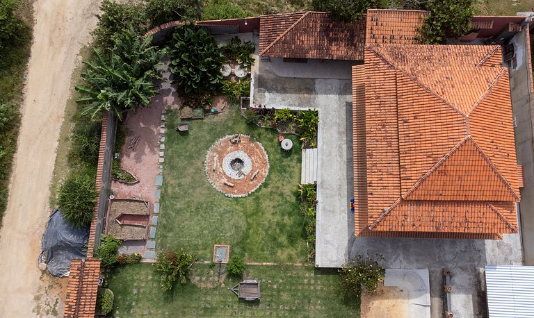 Acesso à Praia - Casa Rústica em Meio à Natureza