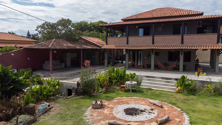 Acesso à Praia - Casa Rústica em Meio à Natureza