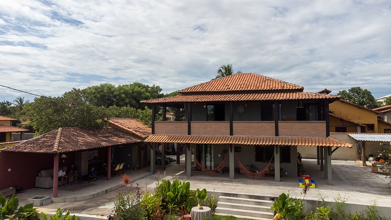 Acesso à Praia - Casa Rústica em Meio à Natureza