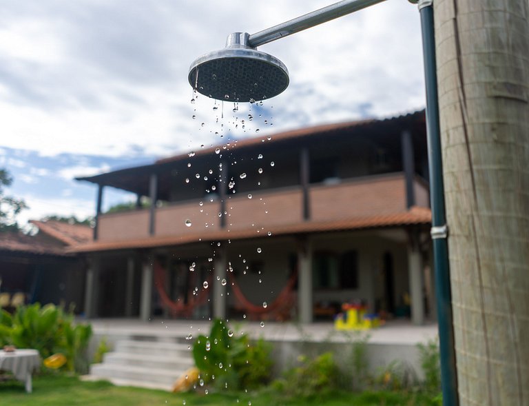 Acesso à Praia - Casa Rústica em Meio à Natureza