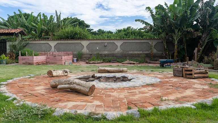 Acesso à Praia - Casa Rústica em Meio à Natureza