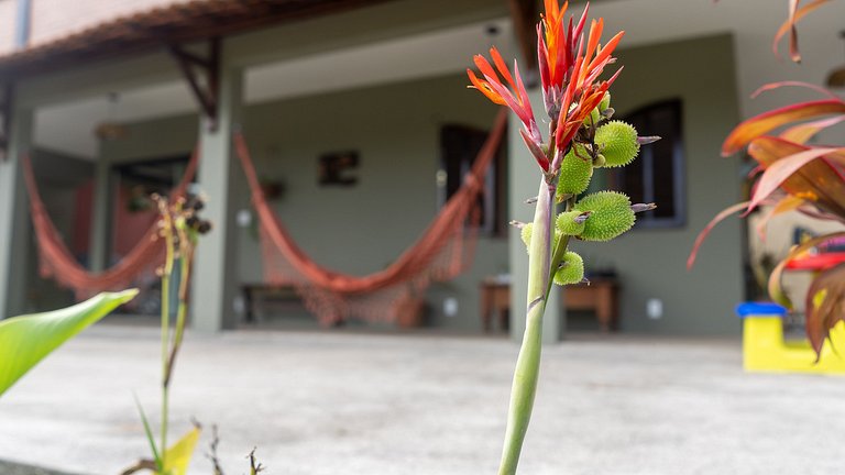 Acesso à Praia - Casa Rústica em Meio à Natureza